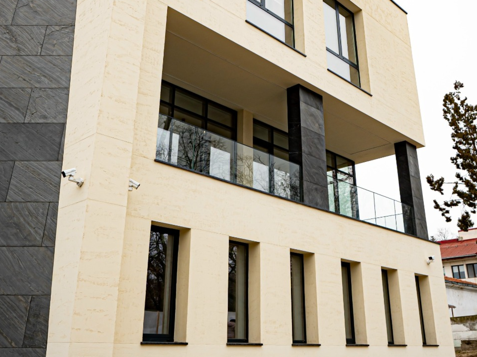 https://www.casamediculuisifarmacistului.ro/img/a